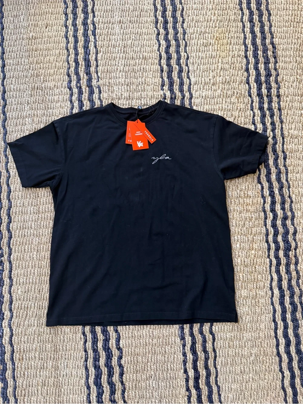 Young LA Mens Medium Nyla T-Shirt. New with tags. - Picture 3 of 5
